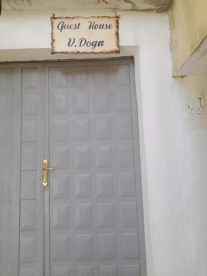 Guest House V. Doga Berat Exterior photo